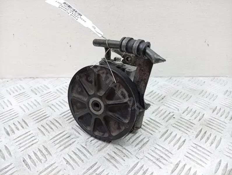 Насос гидроусилителя руля GK213A696BB