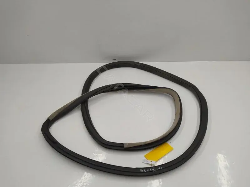 Уплотнитель двери 1J9867368C