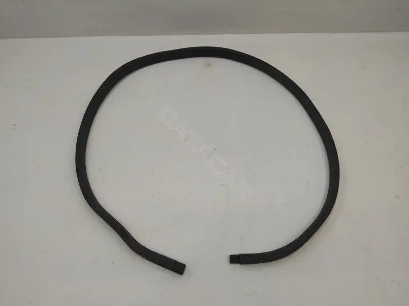 Уплотнитель двери 8D0823731C