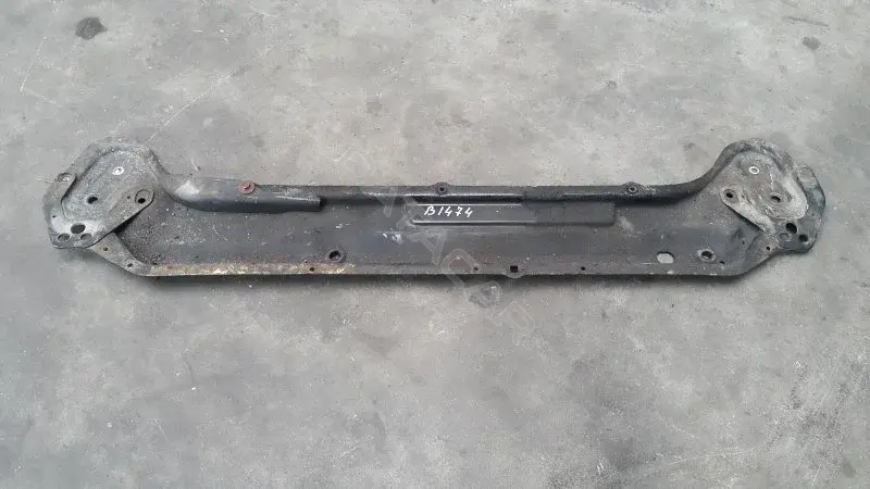 Балка под радиатор 10369448