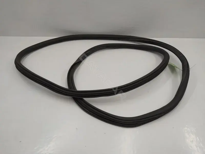 Уплотнитель двери 1Z5867367
