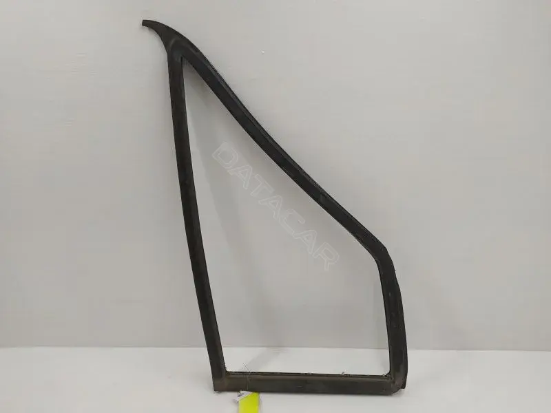 Уплотнитель двери 2D0845321A