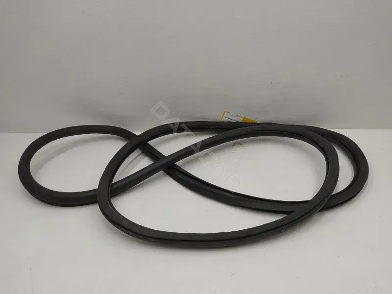 Уплотнитель двери 1T0867811D
