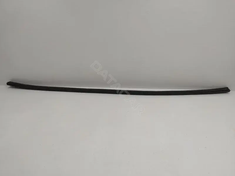 Уплотнитель двери 80A823723
