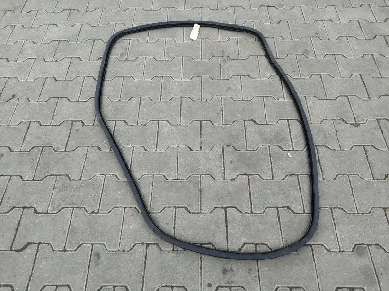 Уплотнитель двери 1T0867913K