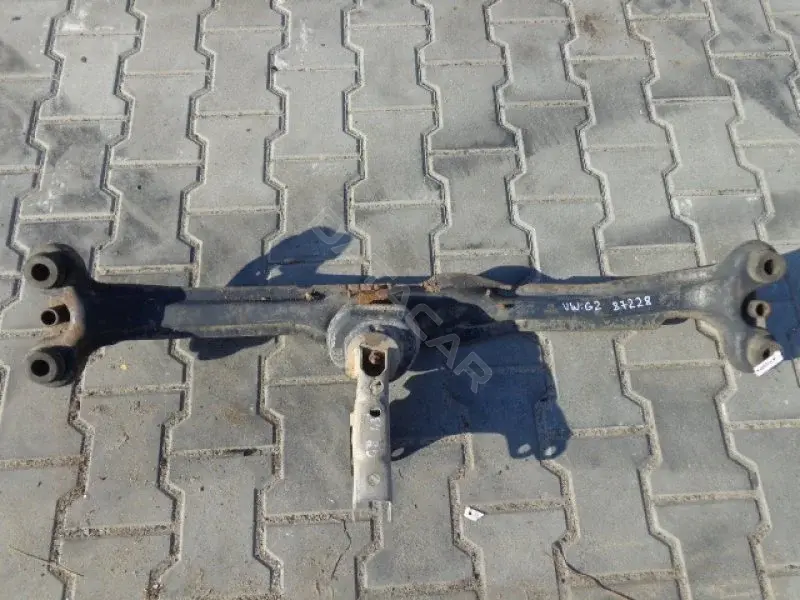 Балка под радиатор 10087228