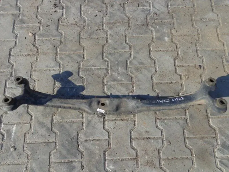 Балка под радиатор 10087225