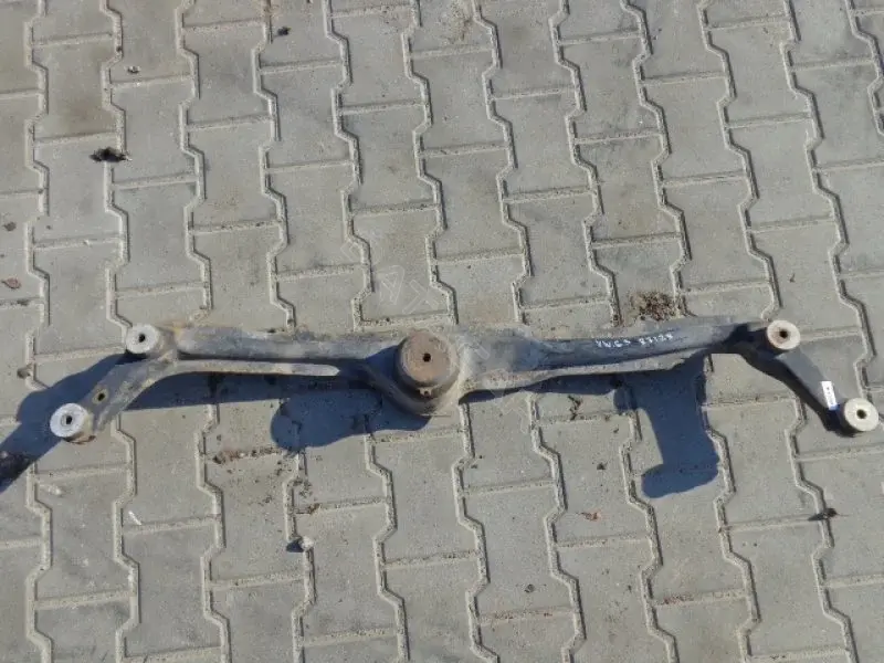 Балка под радиатор 10087128