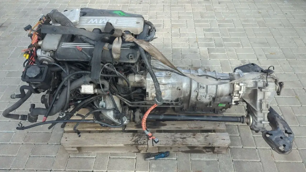 Двигатель в сборе 30 D6 1, 3GXW, 7 518 606