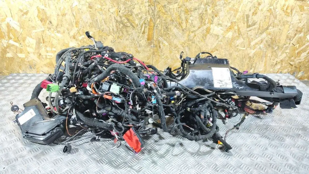 Проводка салона 4G5972085F