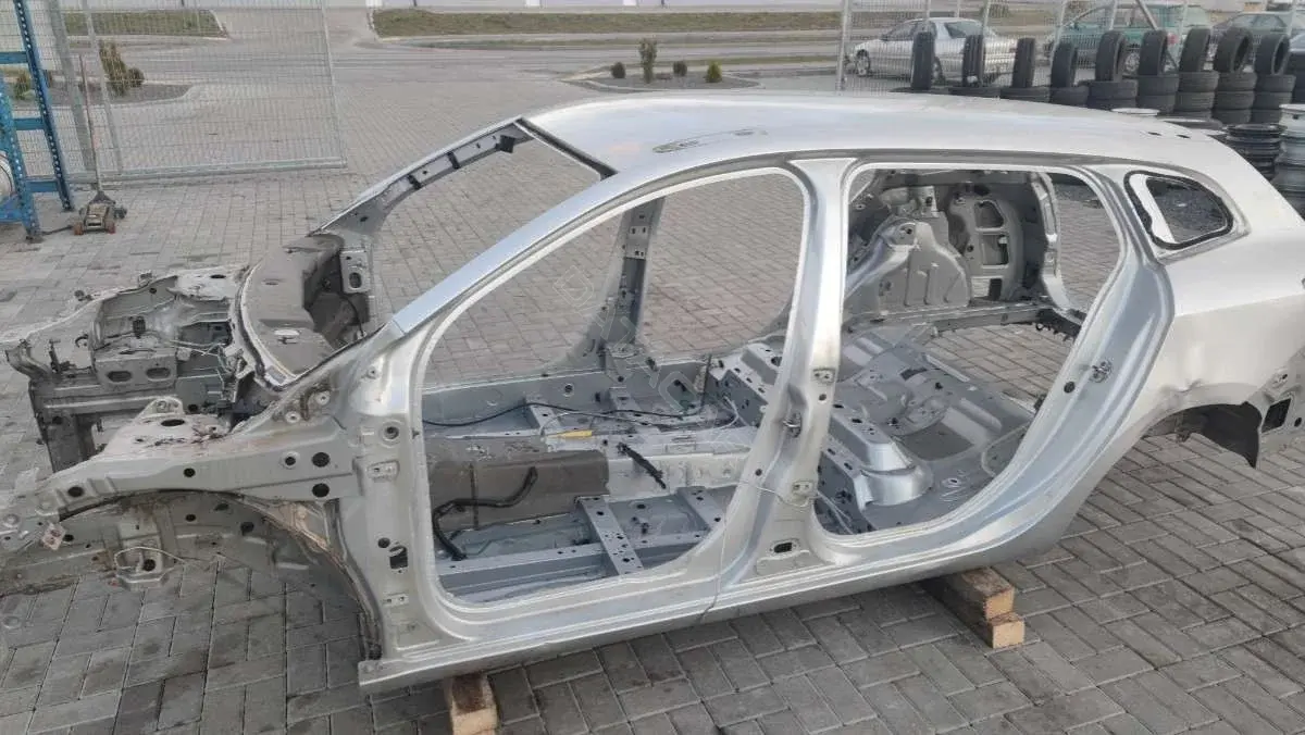 Лонжерон 70822542