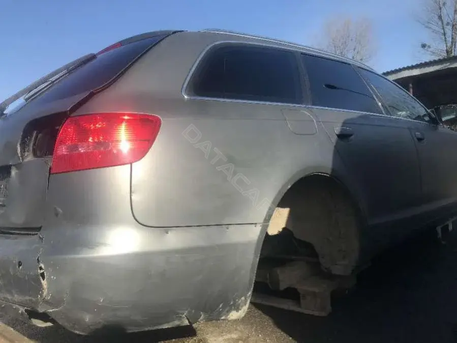 Крыло заднее правое 065471