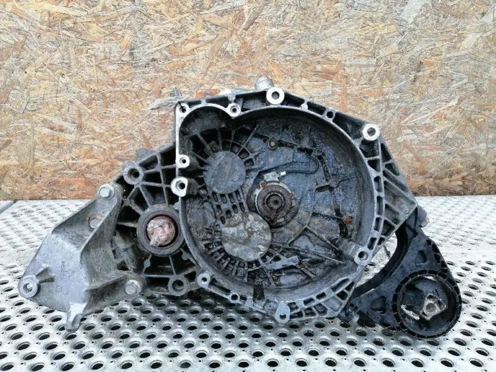 Механическая коробка передач (МКПП) 0822680, GM 55 561 696
