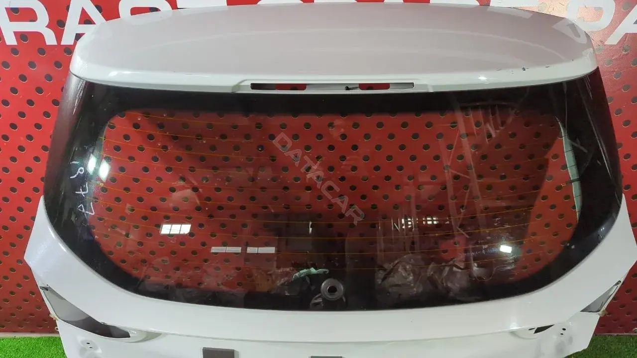 Заднее стекло BM51 N42004 A