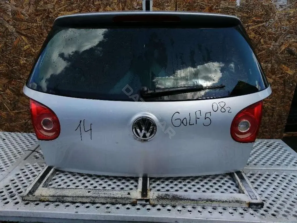 Крышка багажника 38528798