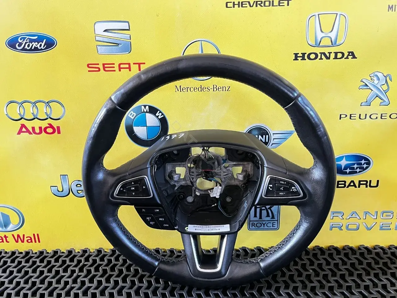 Руль F1EB3600PE3ZHE