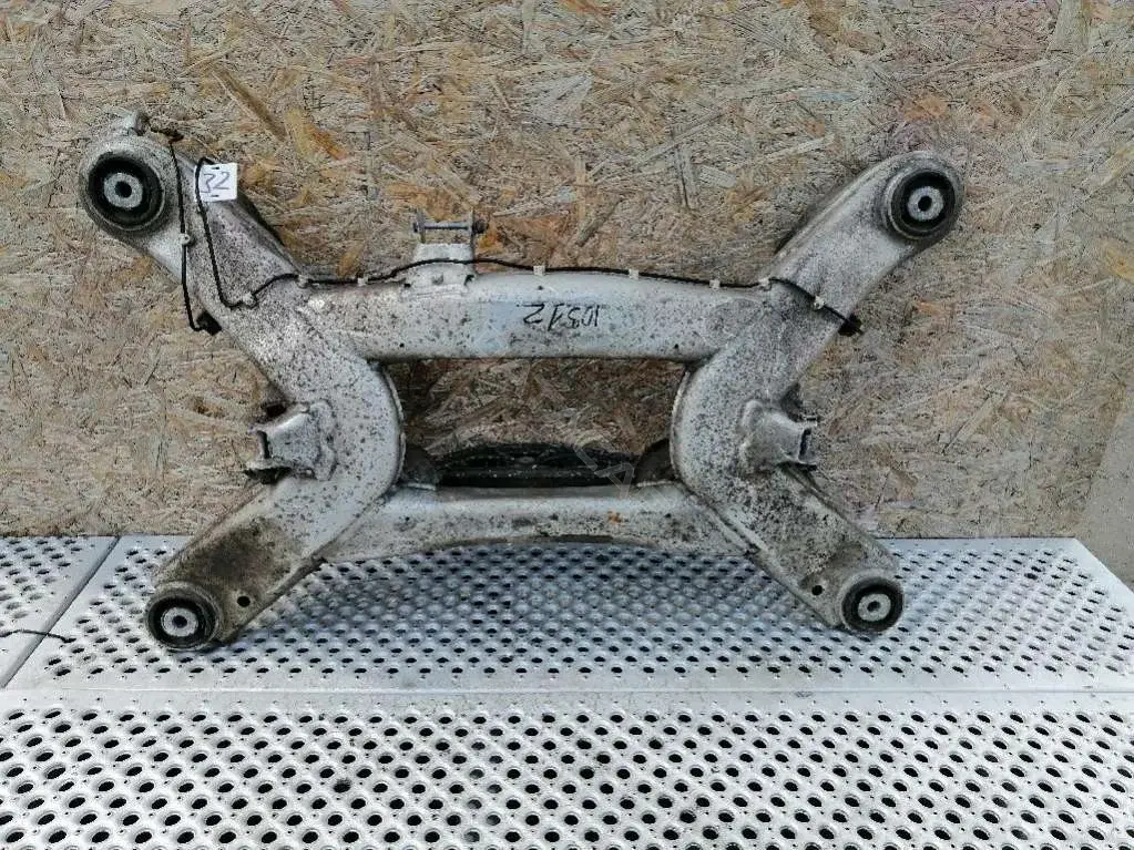Балка подвески 3D0505235AE