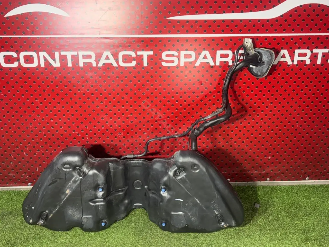 Топливный бак A0009982201, A0014710930, A2044703801