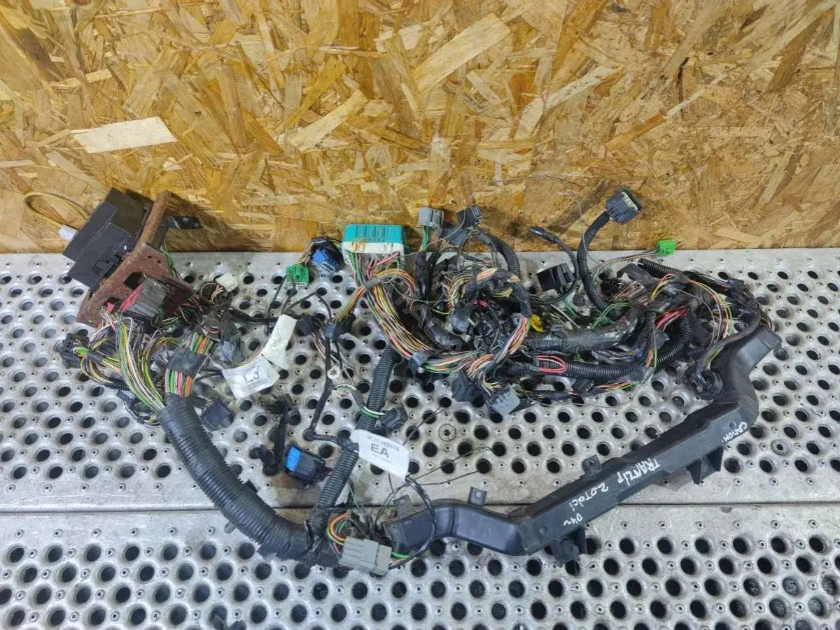 Проводка салона 3C1T 14401 LJ, 3C1T 18B518 EA