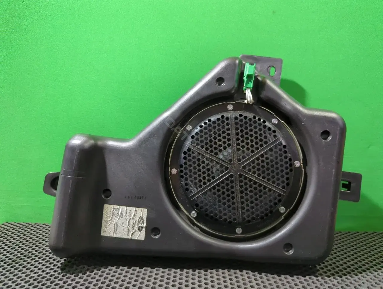 Сабвуфер 5T4T 19A067 AC