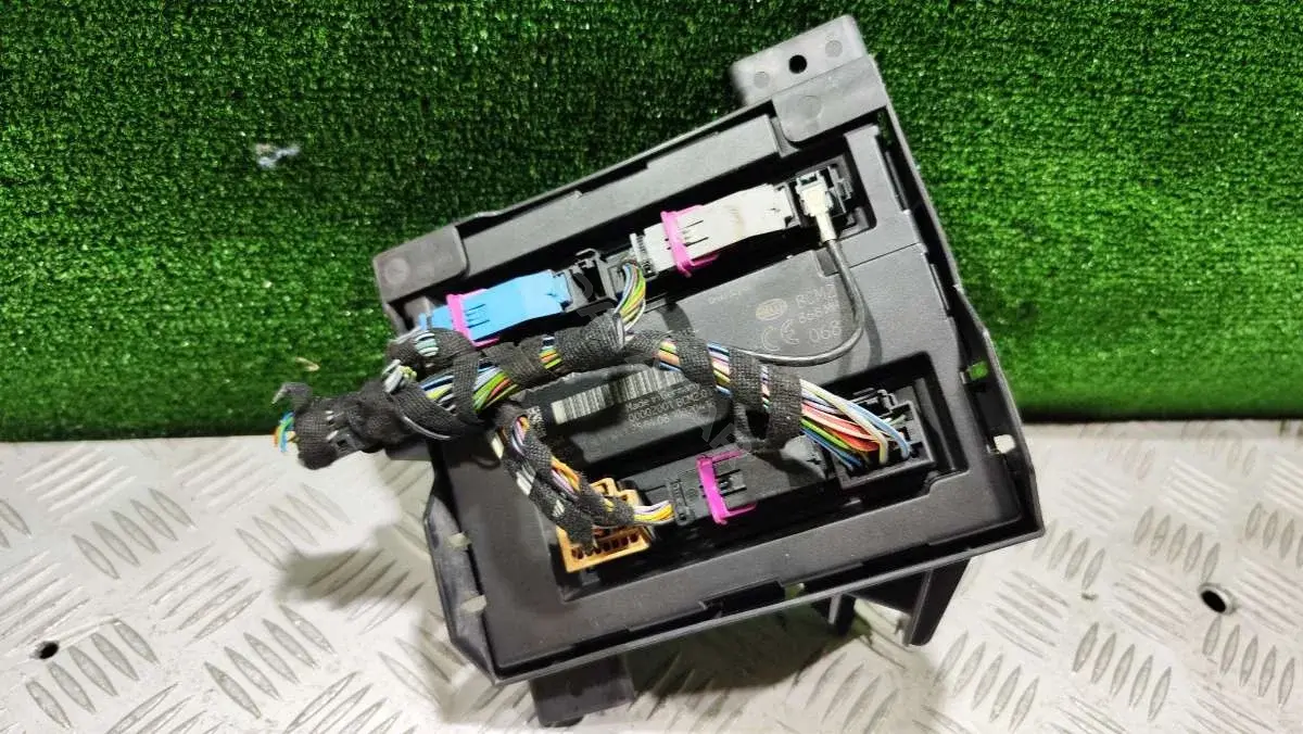 Блок комфорта 8K0907064AE