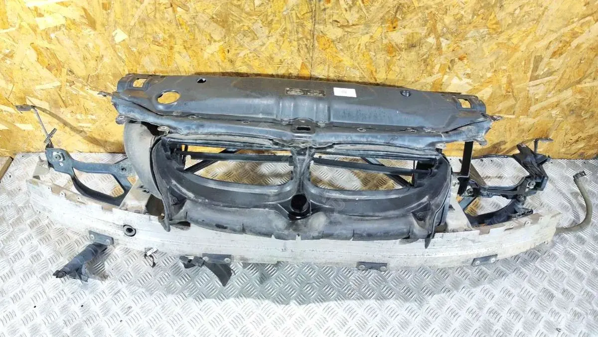 Панель передняя 62261775