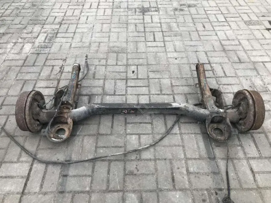 Балка подвески 010434