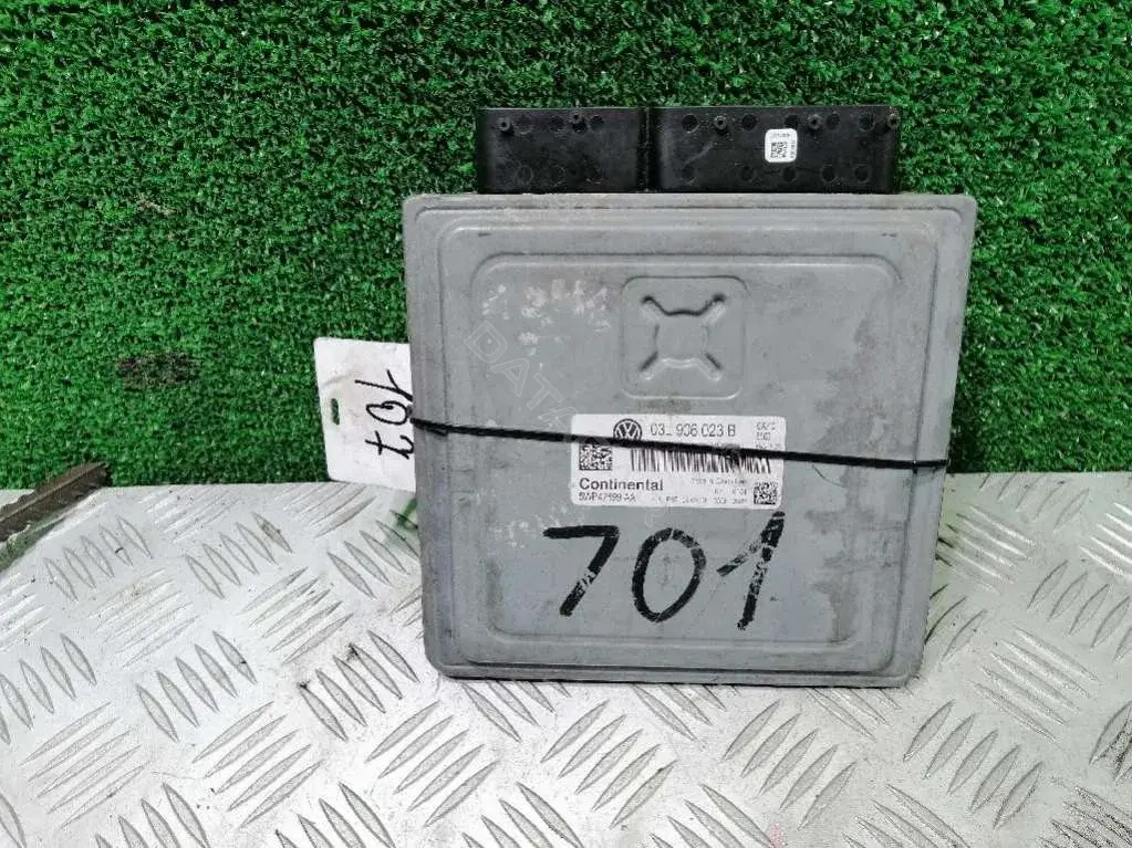 Блок управления двигателем 03L 906 023 B, 5WP42899 AA