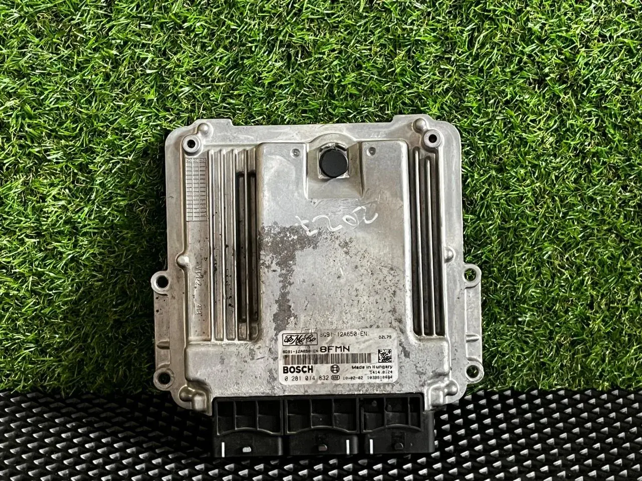 Блок управления двигателем 0 281 014 832, 8G91-12A650-EN