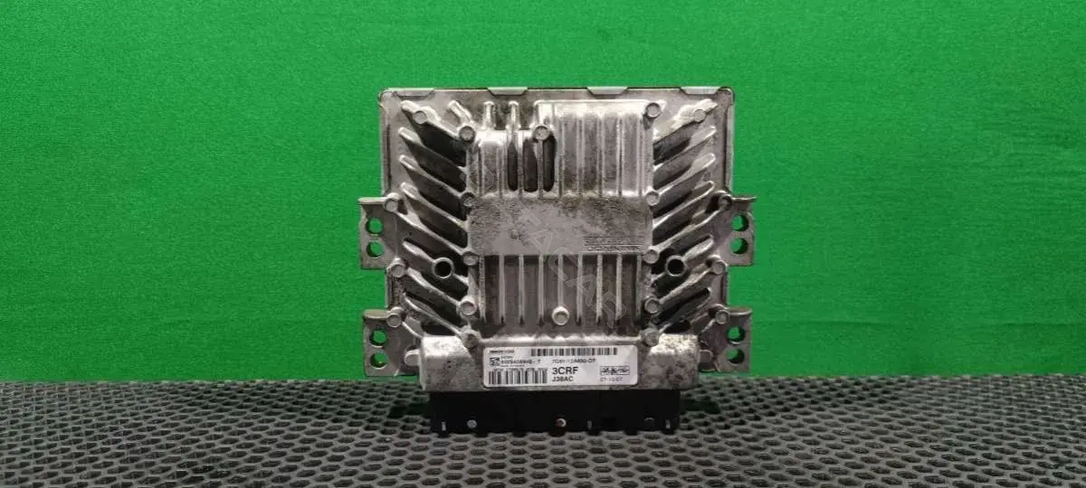 Блок управления двигателем 7G91 12A650 DF