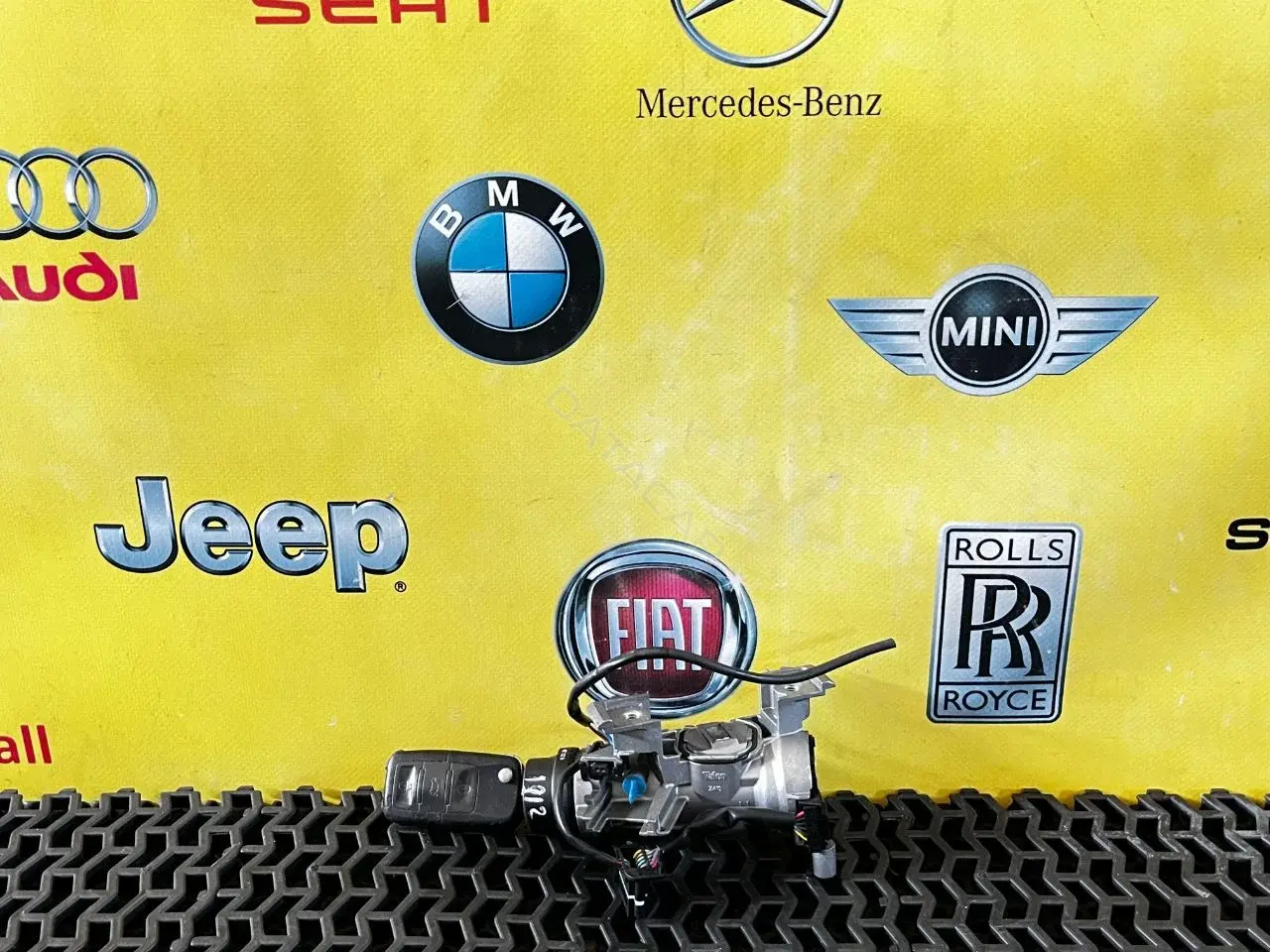 Замок зажигания 0390AB24103, 1K0 905 851