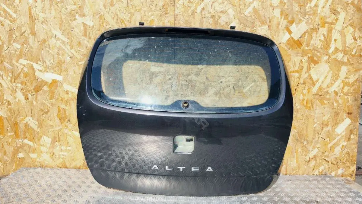 Крышка багажника 58642430