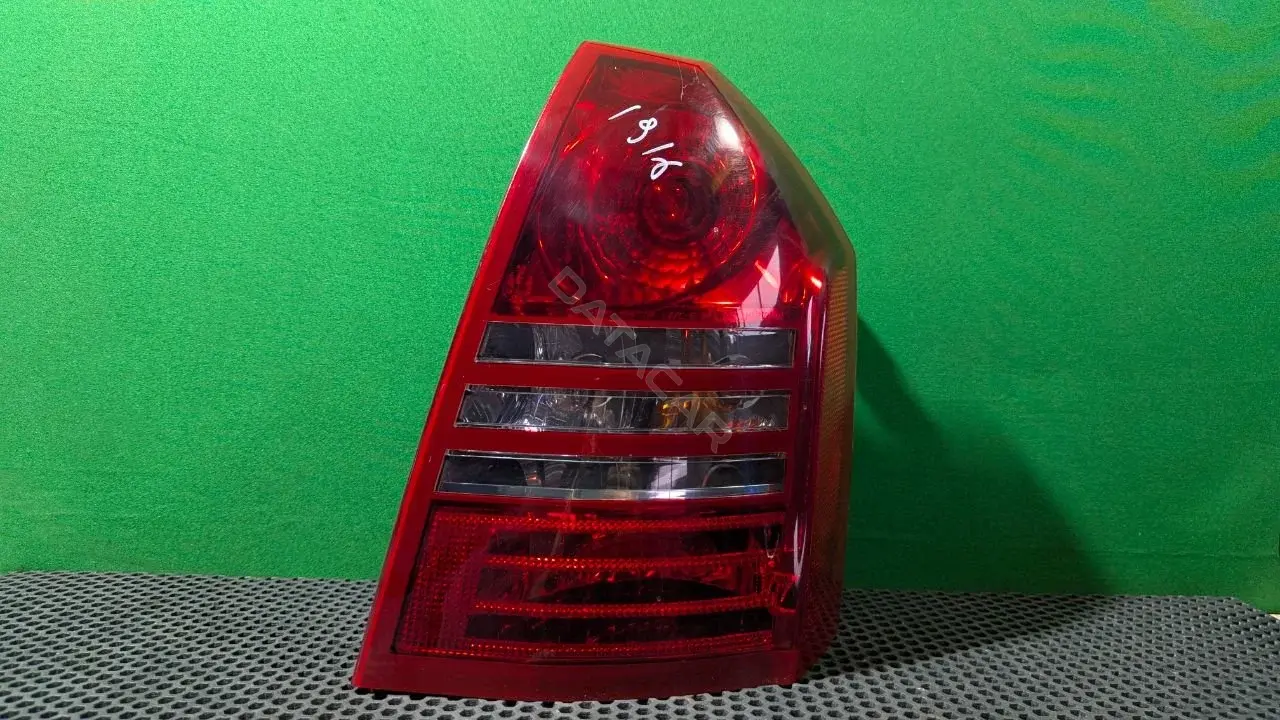 Задние фонари 04805852AE