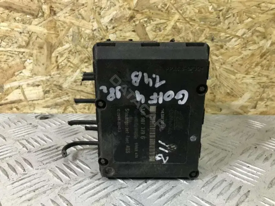 Блок управления АБС 1J0 907 379 G