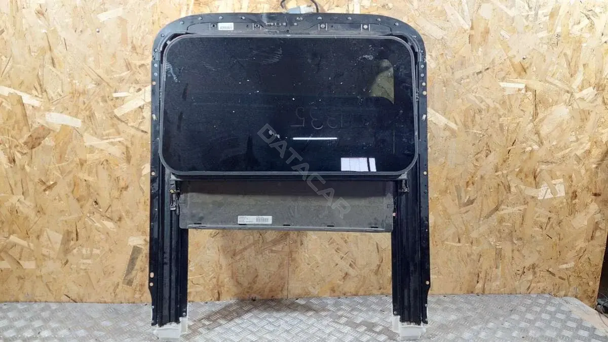 Люк 4B9877041S