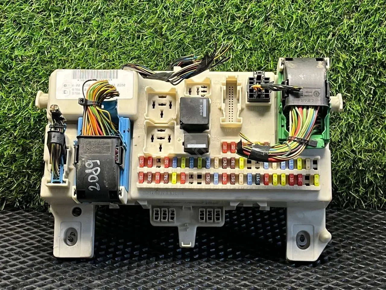 Блок предохранителей 4M5T 14A073 CG
