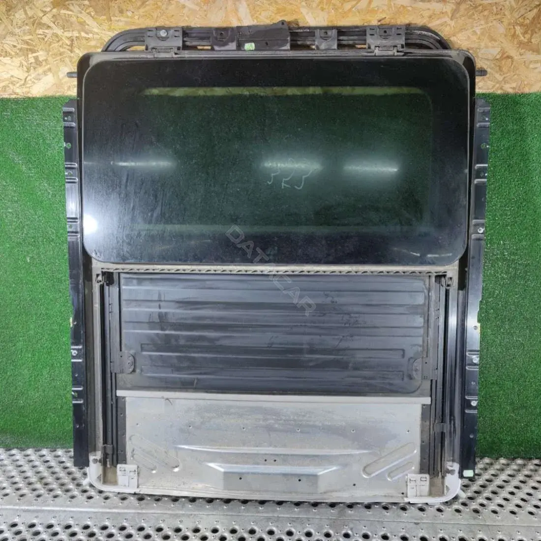 Люк 895 696 913