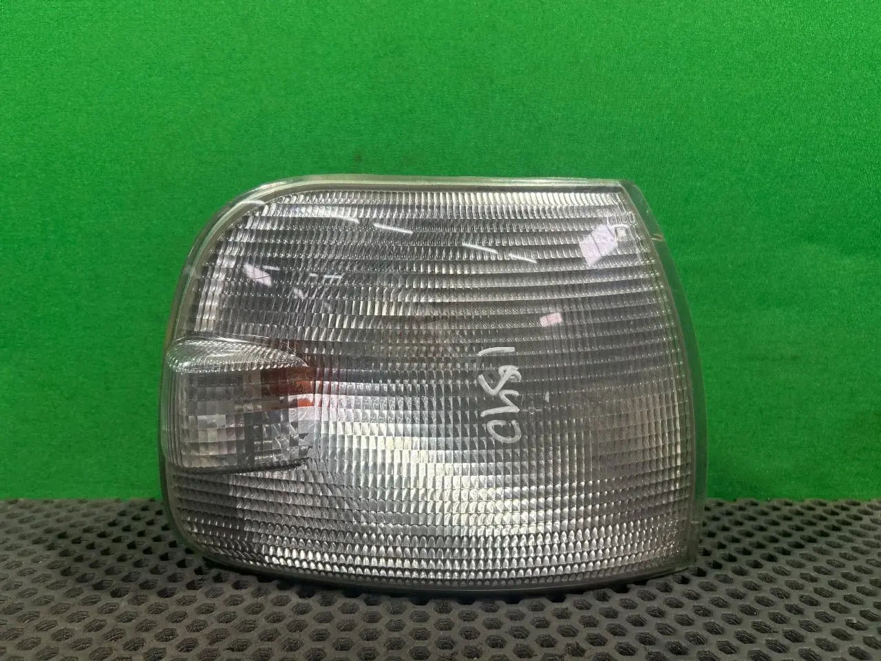 Поворотник 67733220, 7D0 953 042 F