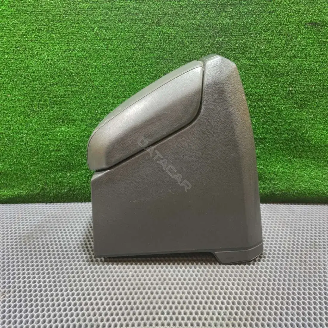 Подлокотник 66322444