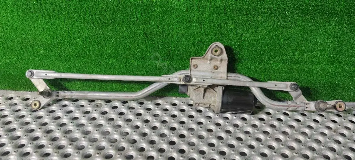 Трапеция стеклоочистителя 64052111010