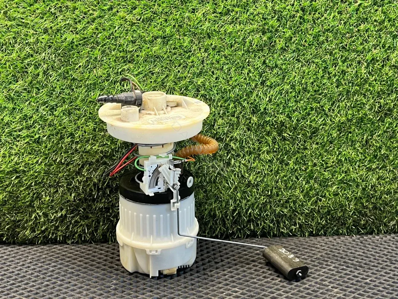 Топливный насос 3M519H307, P1077143AR
