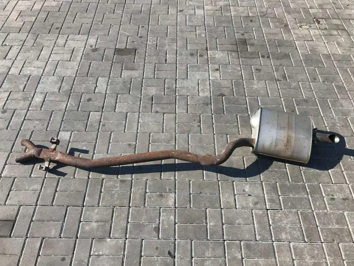 Глушитель выхлопных газов 2 247 989