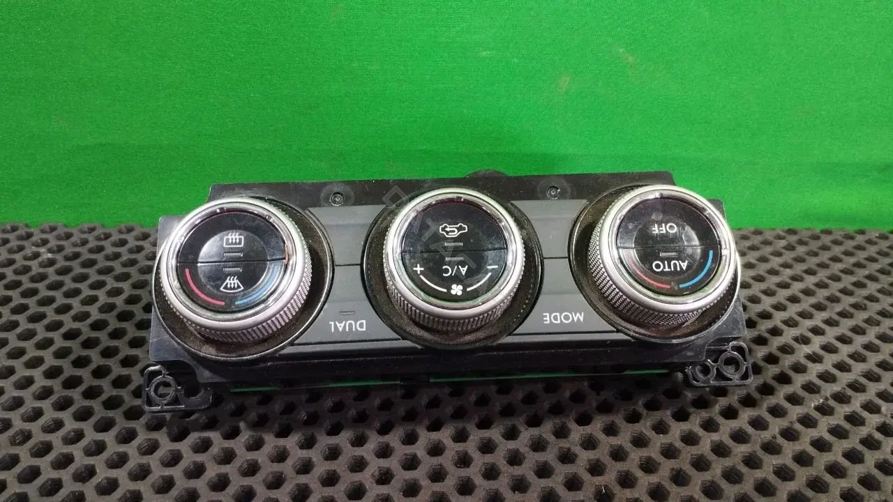 Блок управления климат-контролем 72311SG630