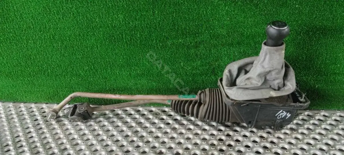 Кулиса 4B0 711 025 E, 8D0 711 025 AC