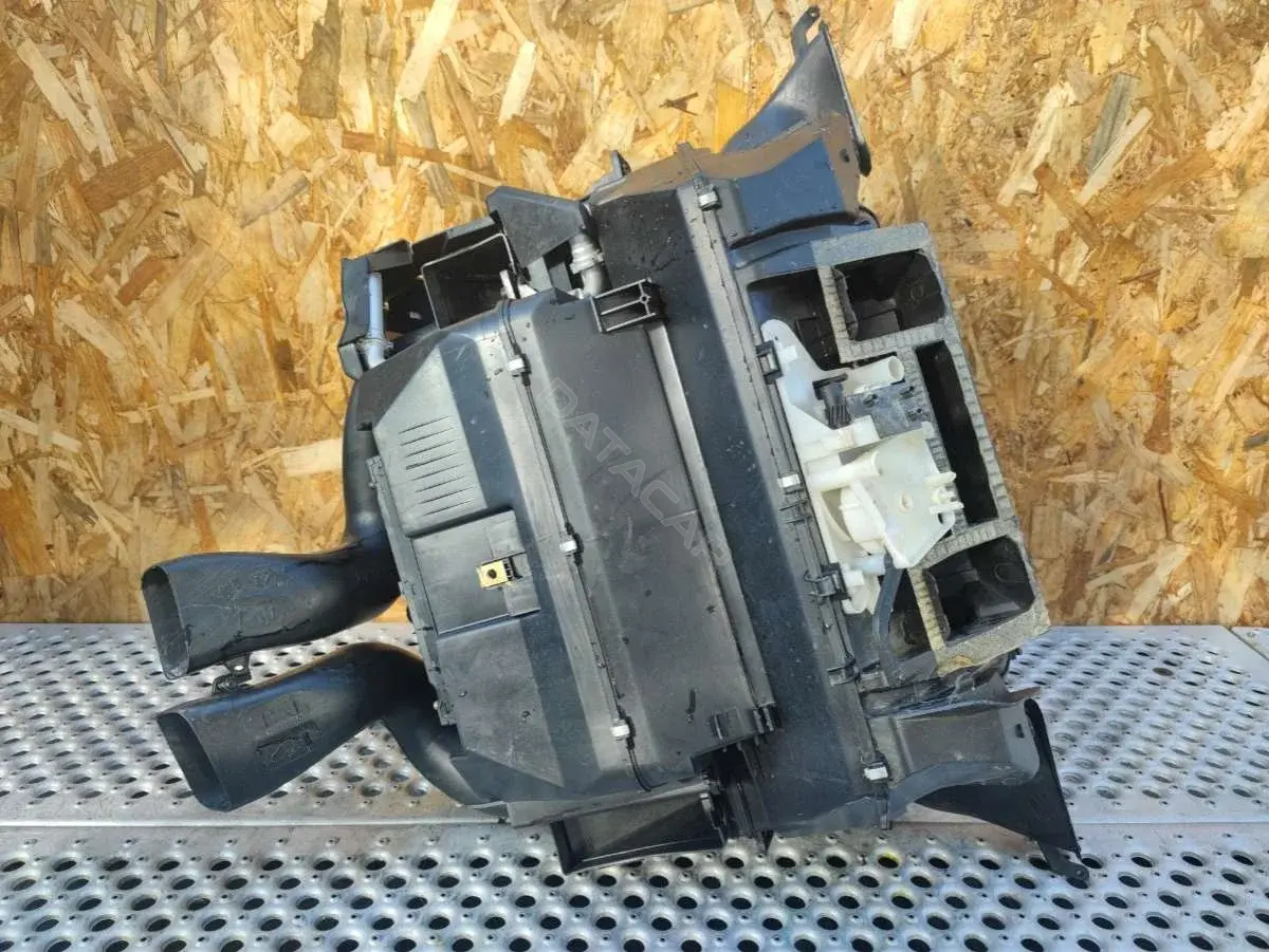 Корпус отопителя (печки) A6394460929, A6398311045