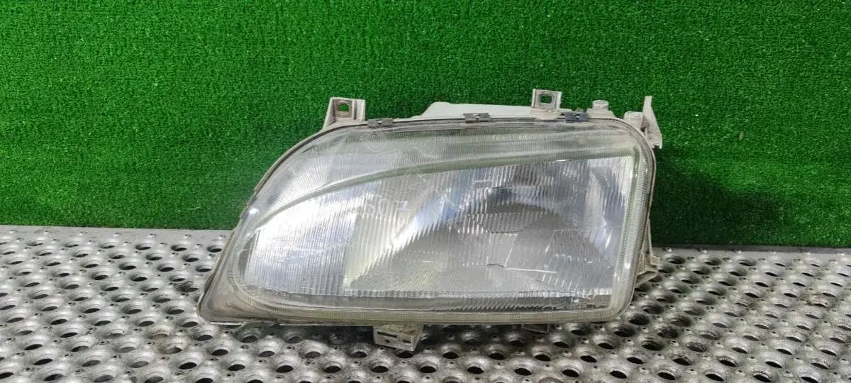 Фары 0 301 048 311, 7M1 941 015L, 95 VW 13005 YD