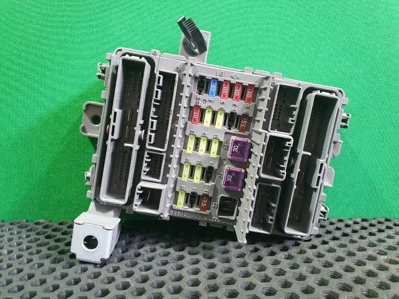 Блок предохранителей TL4-G111 FC