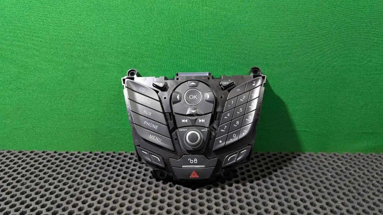 Панель управления магнитолой C1BT18K811PA