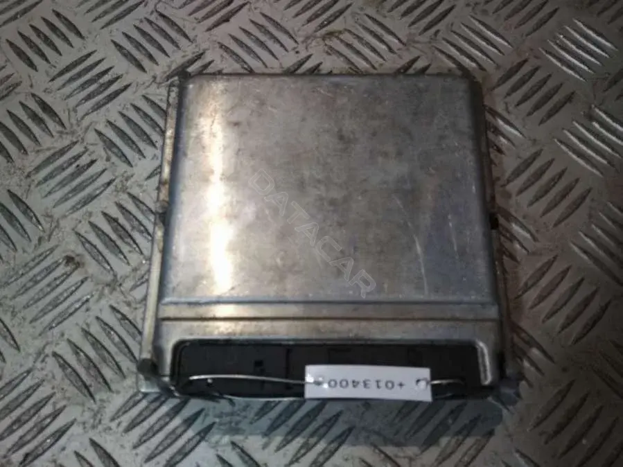Блок управления двигателем 0 281 010 546, A6121531779