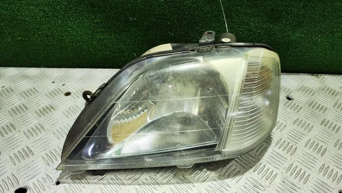 Фары 8200211005